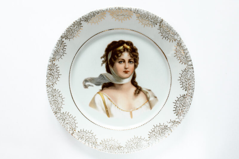 Тарелка с портретом королевы Луизы